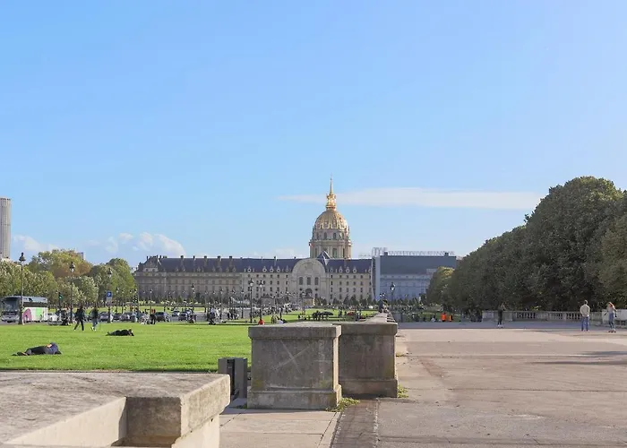 Raphael Tour Eiffel *