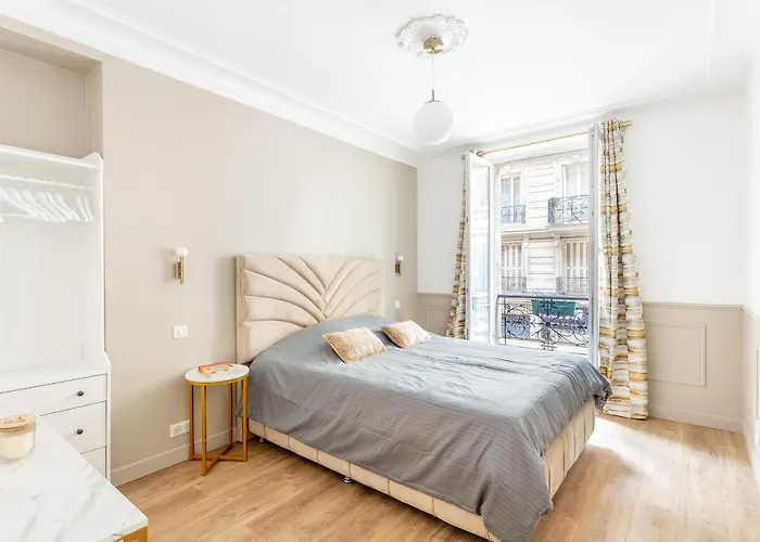 Raphael Tour Eiffel *