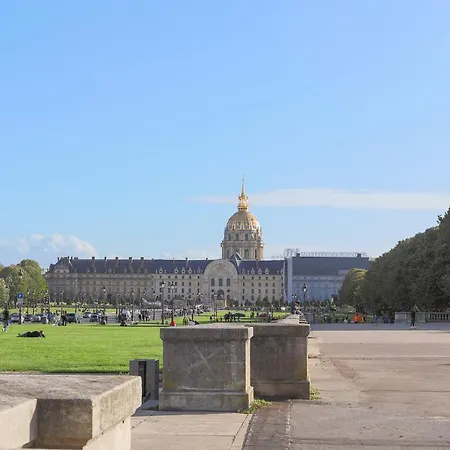 Raphael Tour Eiffel *